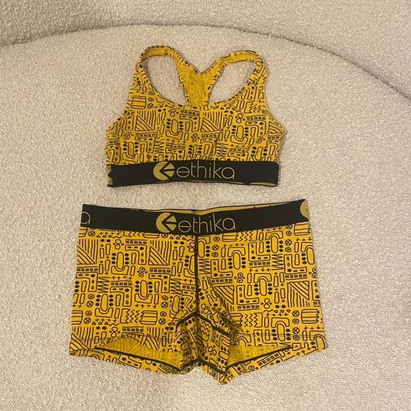 ethika Intimates & Sleepwear Ethika Yellow Printed Sports Bra Set